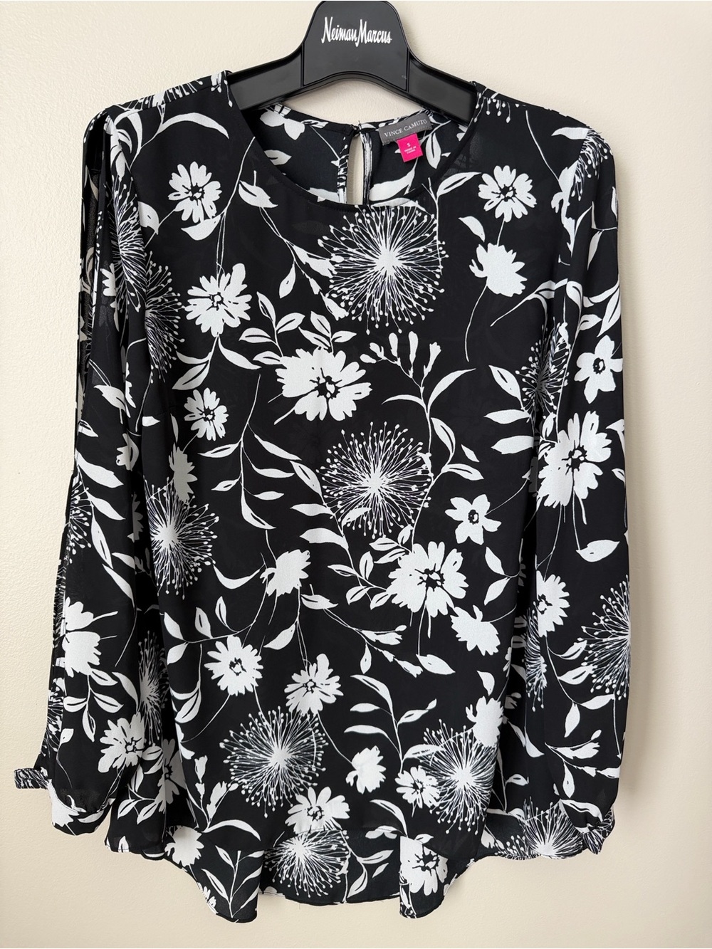 Vince Camuto Black and White Floral Keyhole Blouse